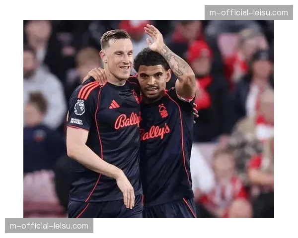 诺丁汉森林吉布斯怀特表现抢眼 上演帽子戏法助球队大胜